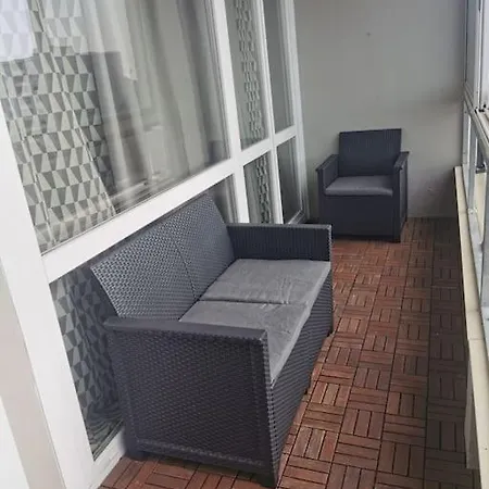 Apartment 3 Avec Wifi Proche Tram Et Aeroport Pensez A Valider Votre Demande De Reservation Via Le Mail Que Vous Recevez Svp Mérignac